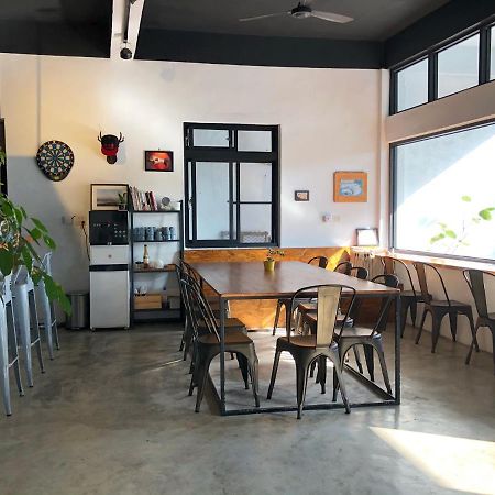 男子漢青年旅店 满洲乡 外观 照片
